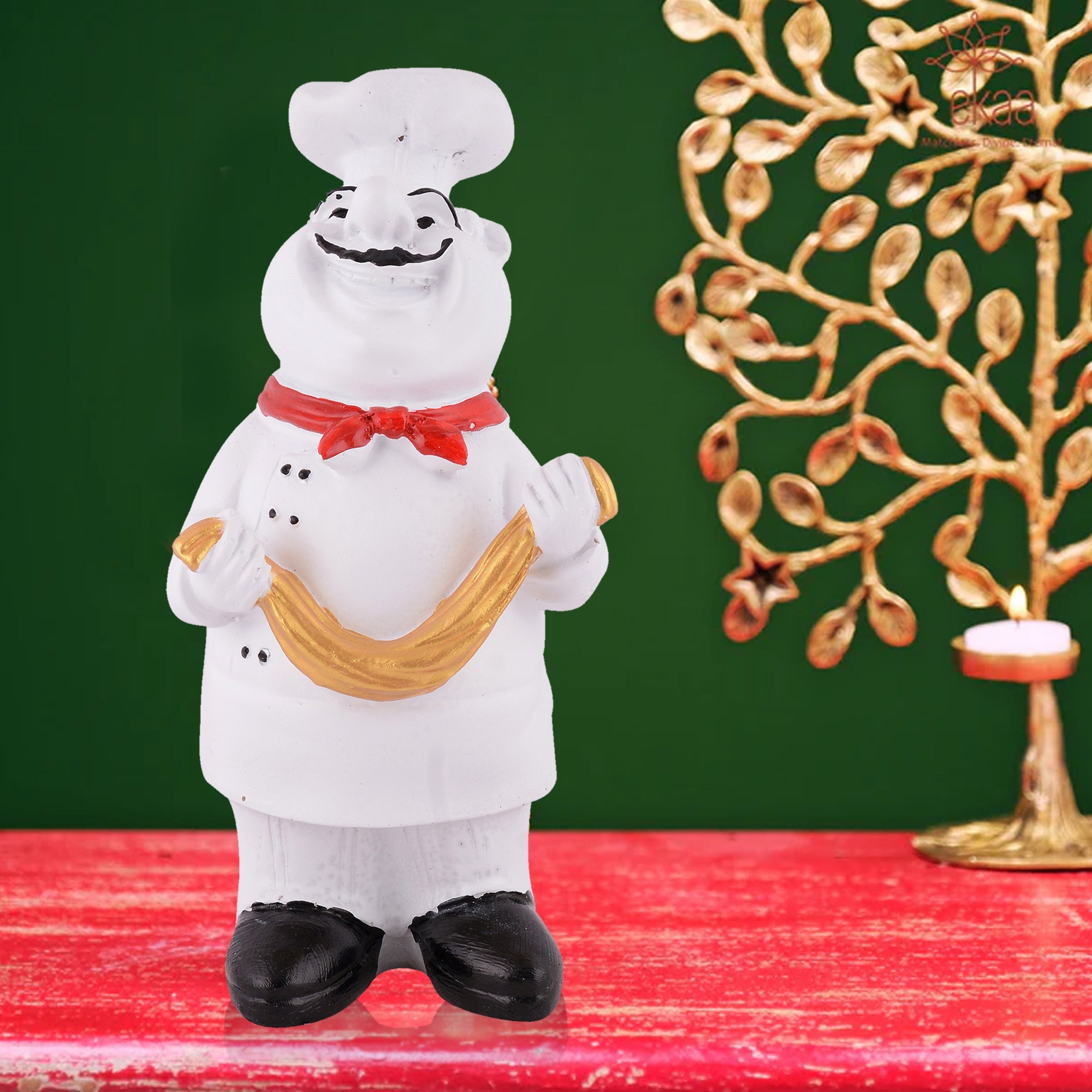 Golden Chef Figurine Holding Scarf – Luxury Kitchen Decor Showpiece