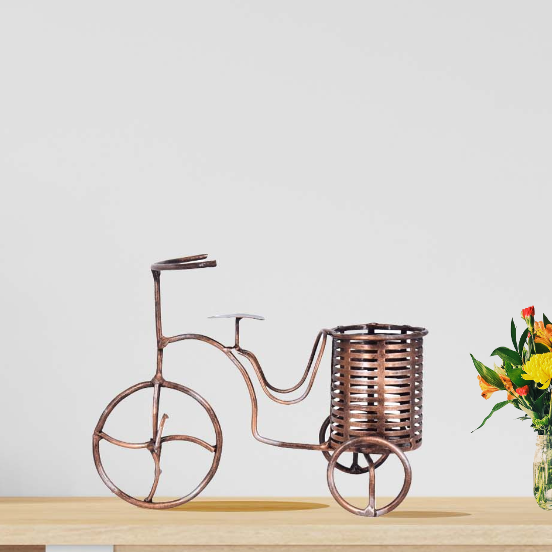 Classic Copper Cycle Pen Stand