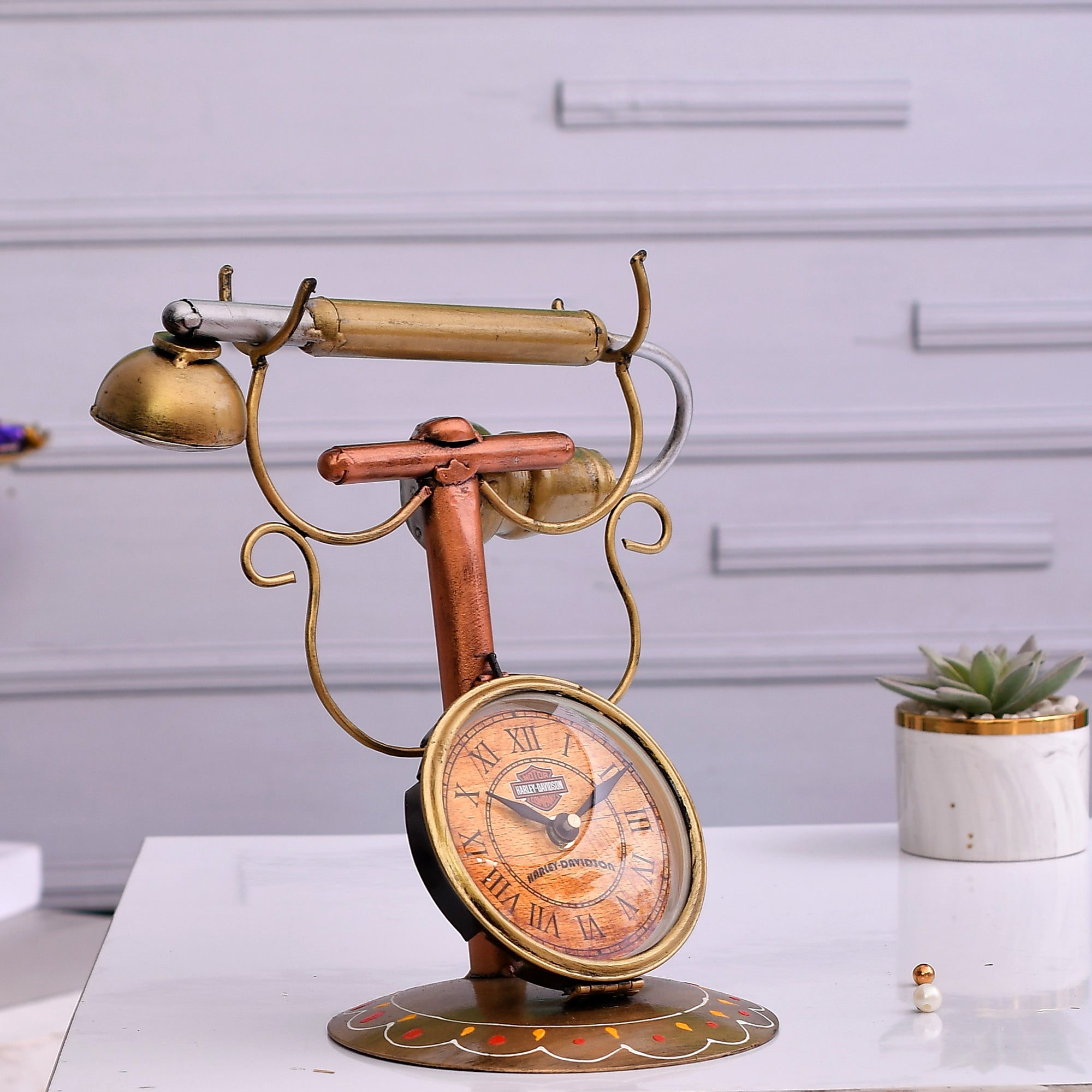 Old-School Dial Clock
