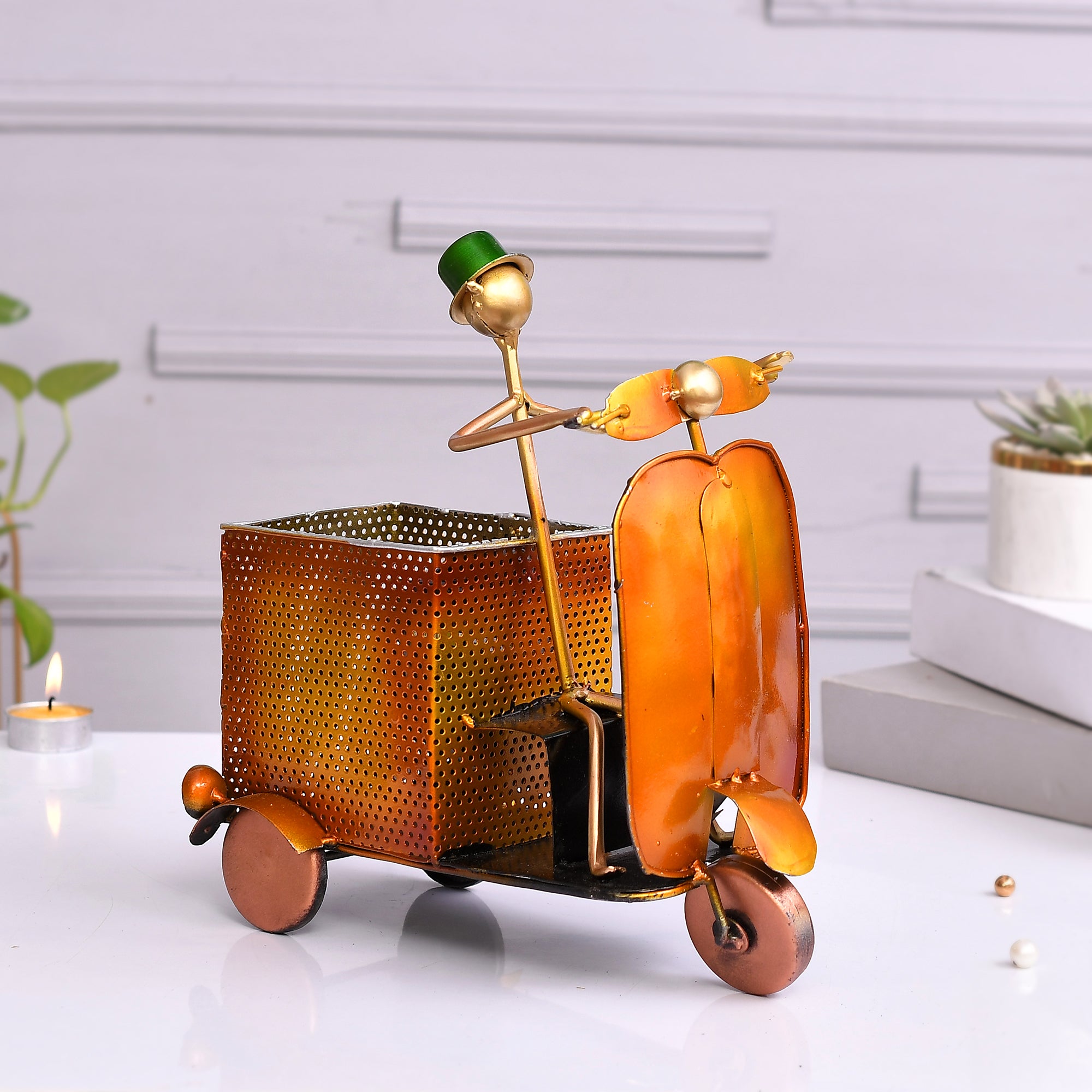 Scooter Glow Pen Holder with Clock